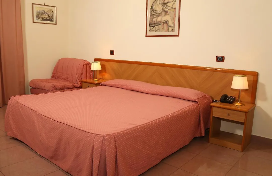 Pamaran Hotel-1